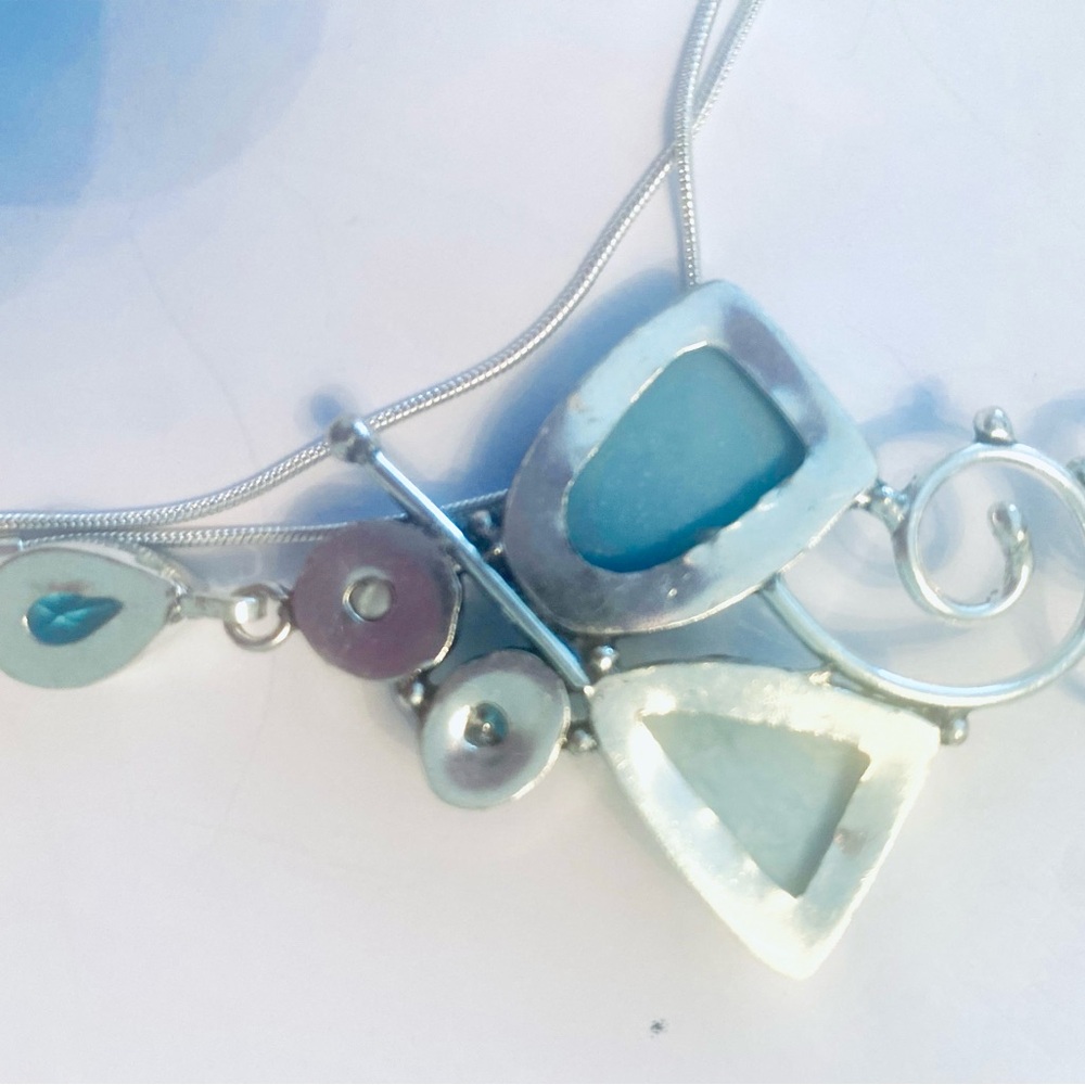 3 inch, Owyhee Opal, Blue Topaz, and Pearl pendant on a silver chain. - Picture 5 of 5